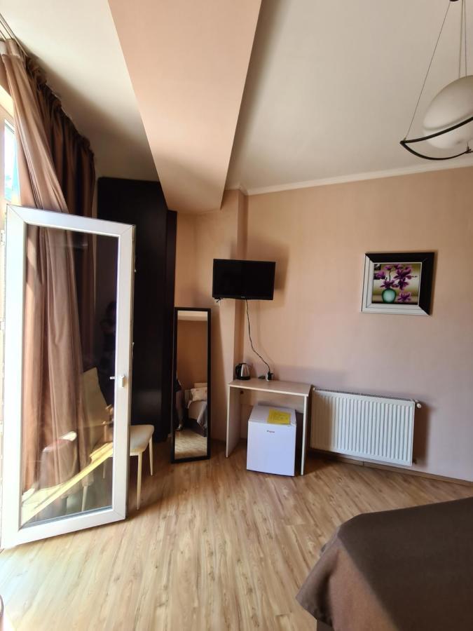 Shatell Tbilisi Luaran gambar