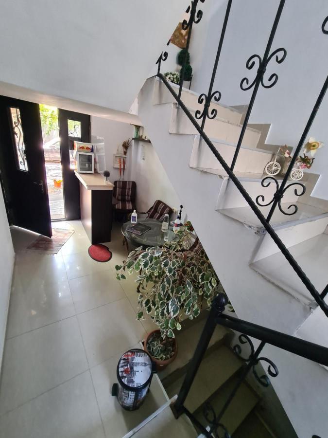 Shatell Tbilisi Luaran gambar