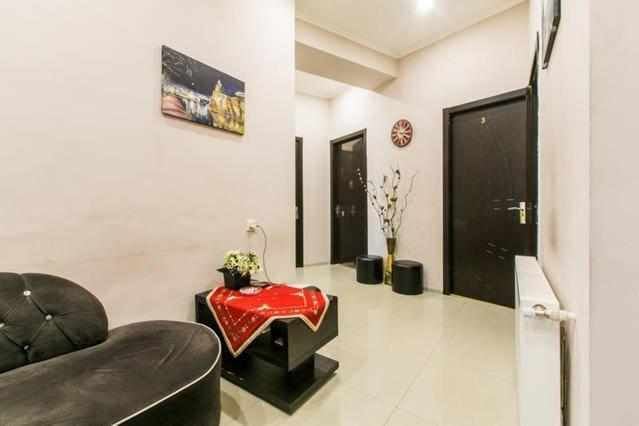 Shatell Tbilisi Luaran gambar